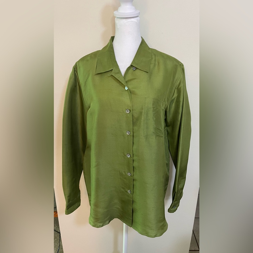 Anne Carson Women’s Long Sleeve 100 % Silk Shirt Button Up Blouse Top Size Large